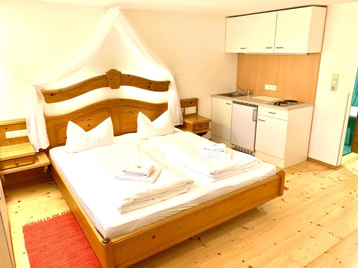 Gutshof Zum Schluxen Apartment Pinswang Luaran gambar