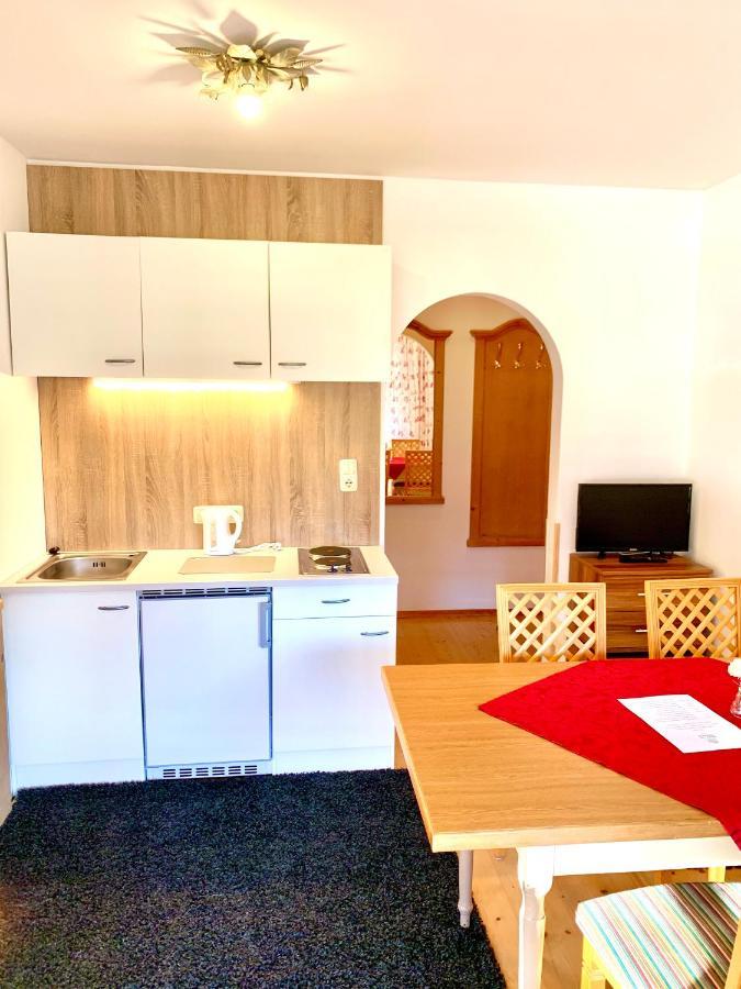 Gutshof Zum Schluxen Apartment Pinswang Luaran gambar